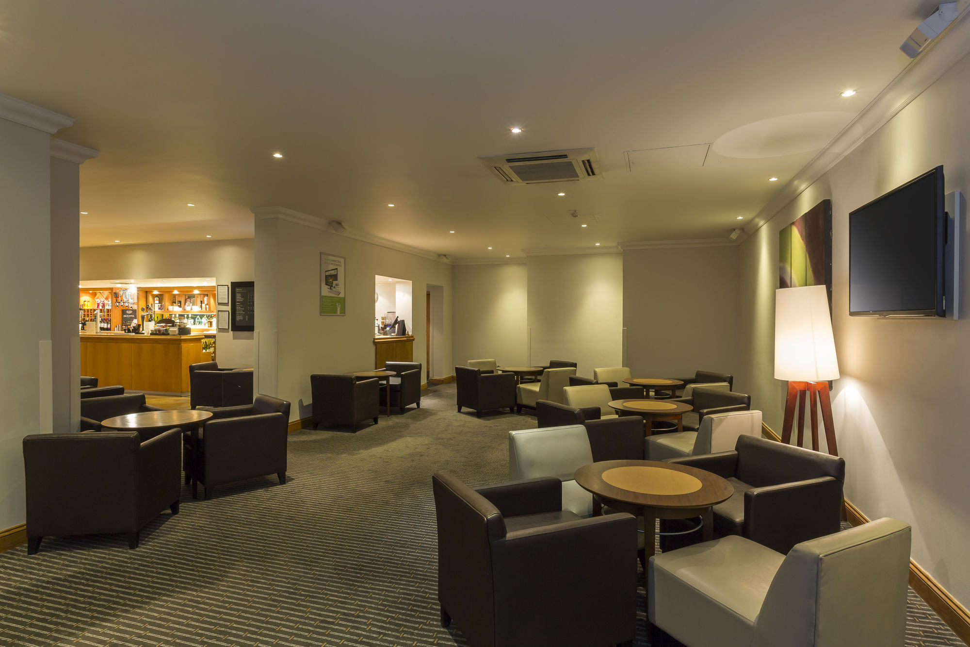 Holiday Inn Rugby-Northampton M1 Jct18 By Ihg Crick  Eksteriør billede